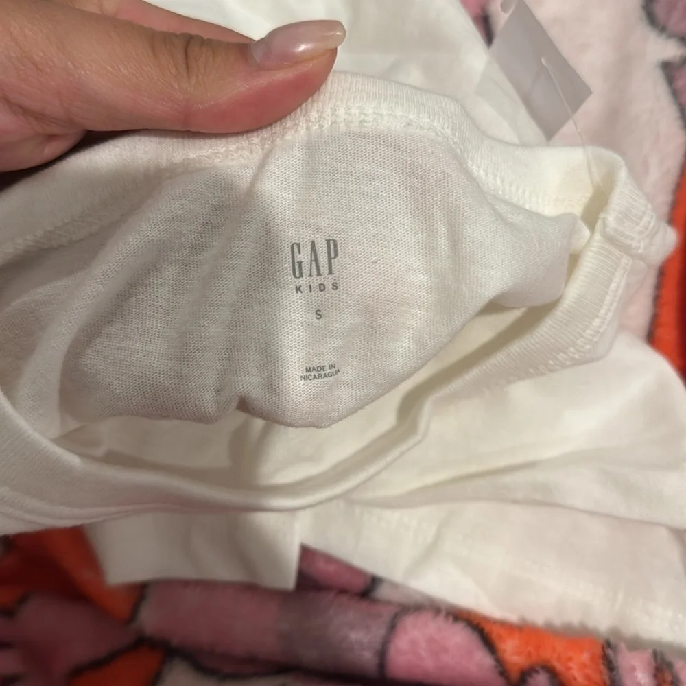 GAP Kids White Graphic T-Shirt